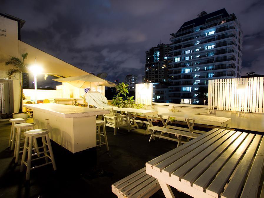 Snooze Hotel Thonglor Банкок Екстериор снимка