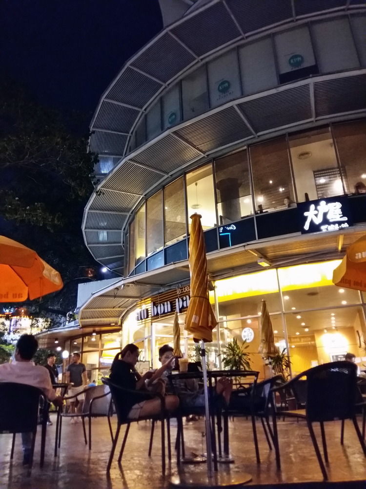 Snooze Hotel Thonglor Банкок Екстериор снимка